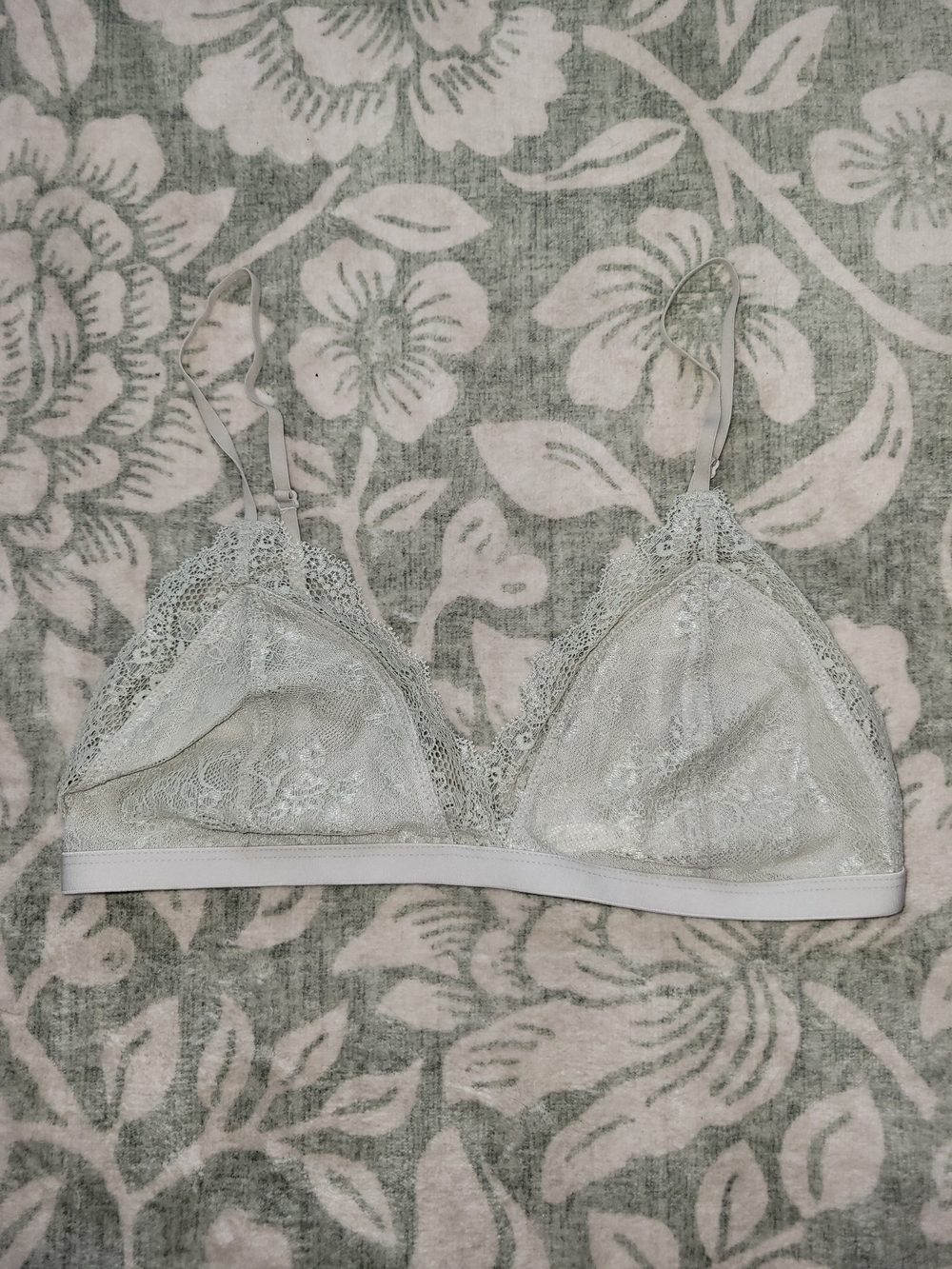 Talula Lace Triangle Bralette in Light Gray